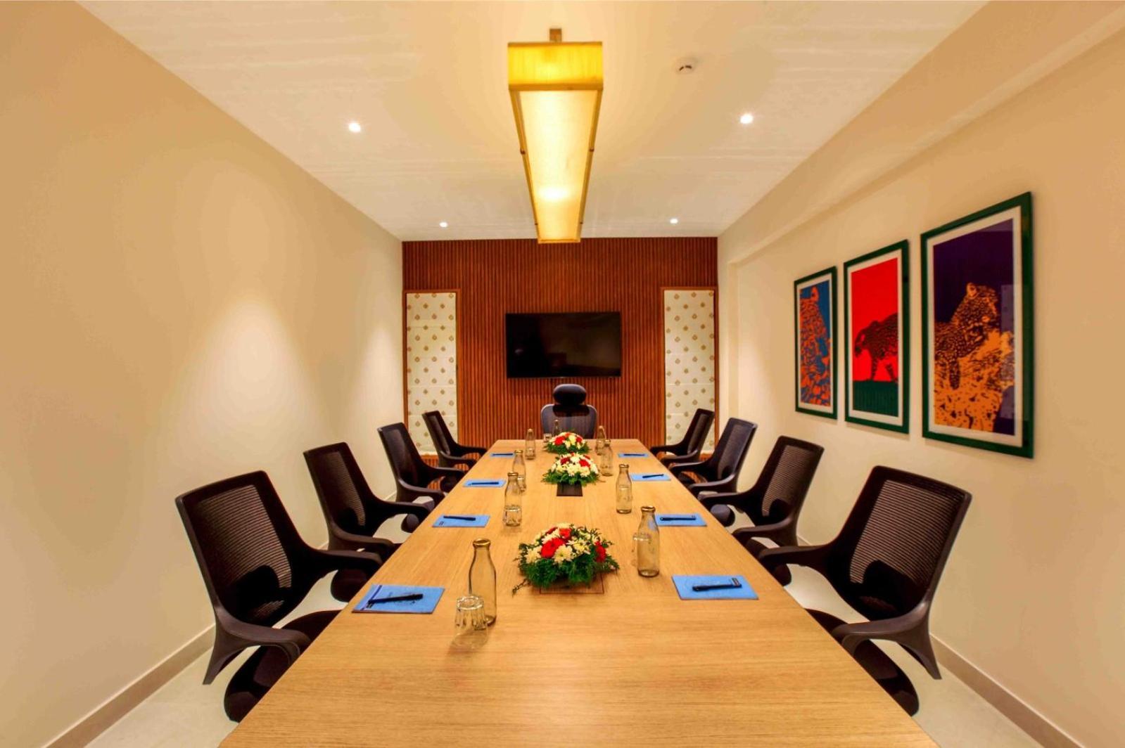Pullappalli Park Residency Ayarkunnam酒店 外观 照片